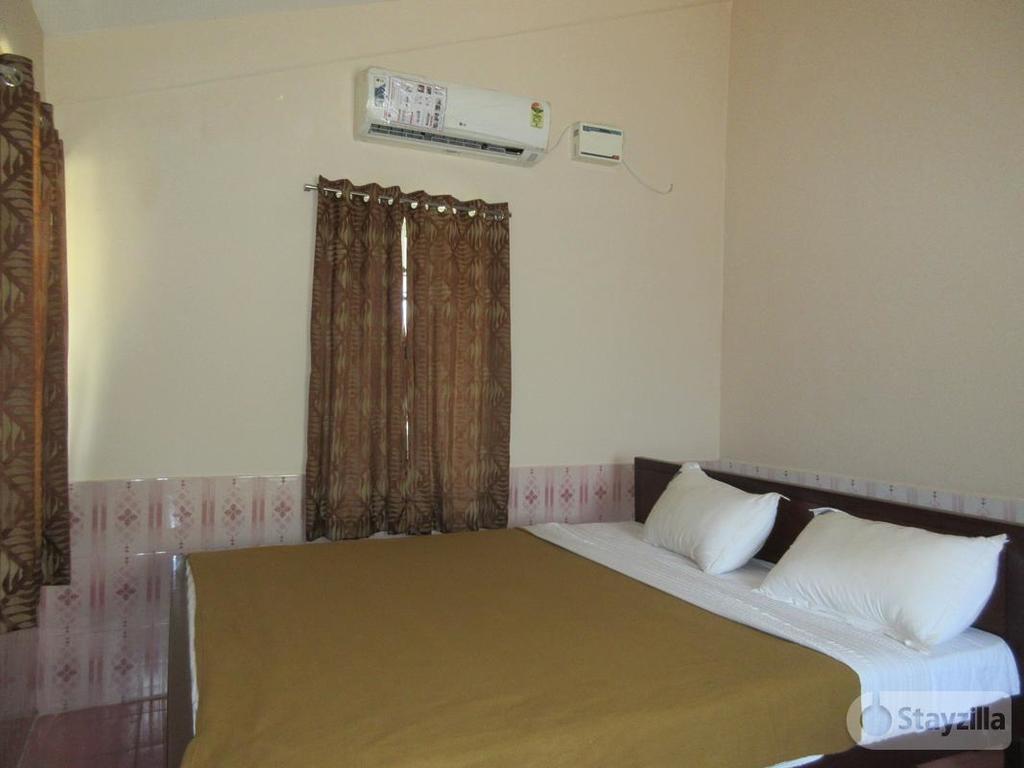 Navagraha Homestay Kumbakonam Buitenkant foto